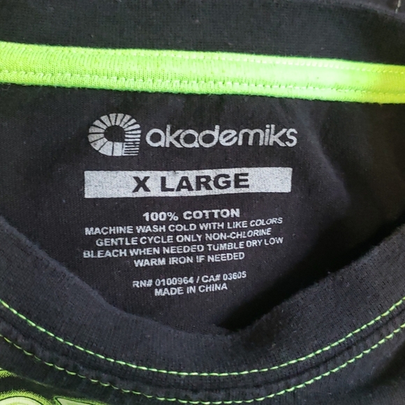 Akademiks Xl tee shirt - Picture 4 of 4
